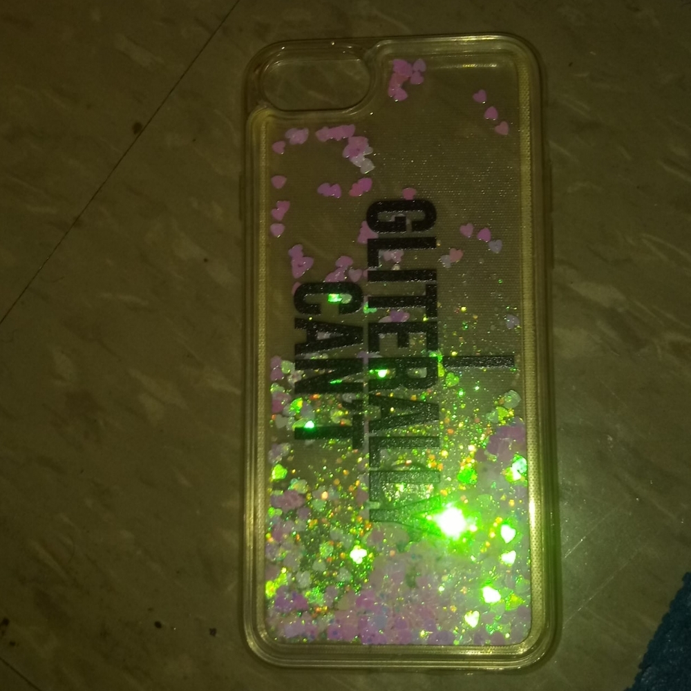 Phone cases - Picture 6 of 6